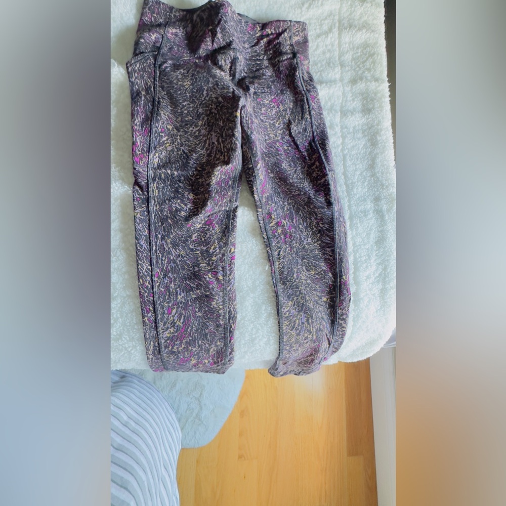 Lululemon sz 12